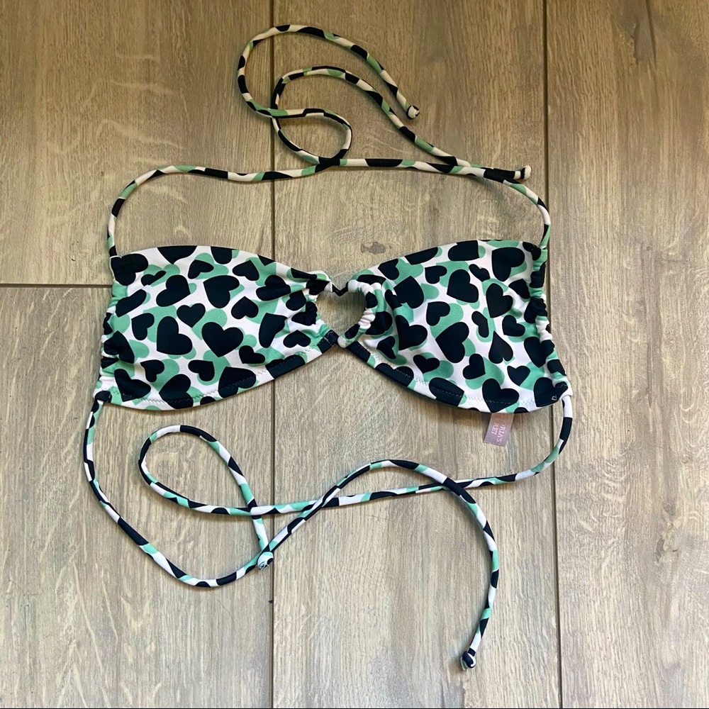 😀Victoria’s Secret Heart Swim Top*